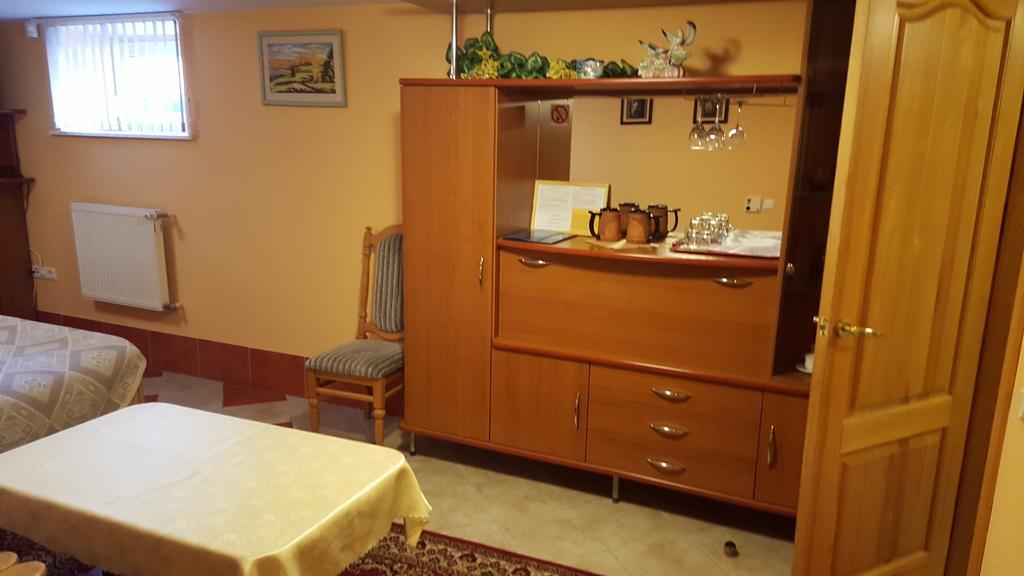 Guest House Linas 阿利图斯 外观 照片