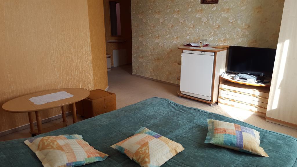 Guest House Linas 阿利图斯 外观 照片