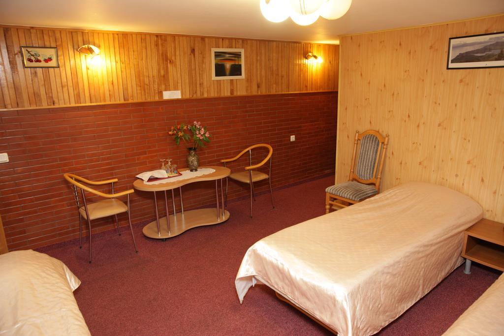 Guest House Linas 阿利图斯 外观 照片