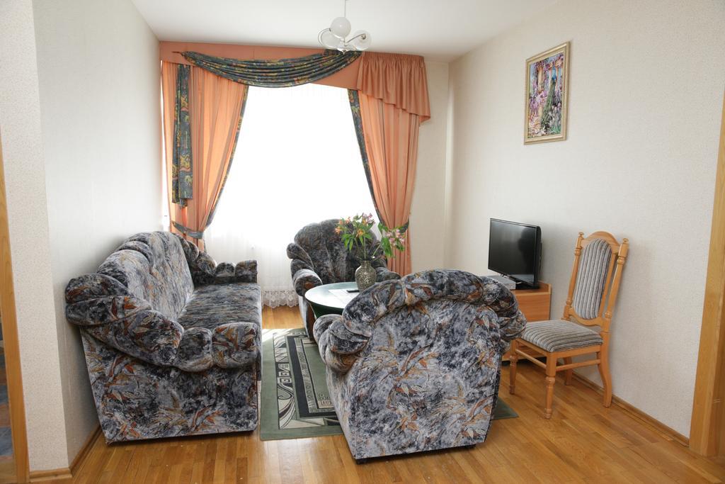 Guest House Linas 阿利图斯 外观 照片